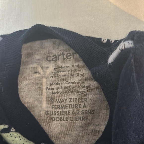 Carter's - pair of newborn fleece sleepers w/ 2-way zippers. - Picture 7 of 9